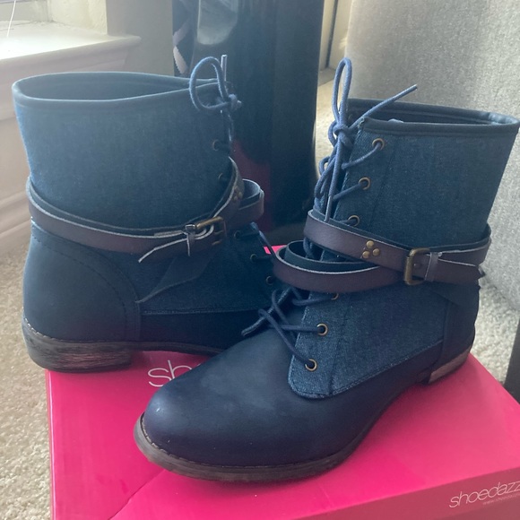 Shoe Dazzle.  Navy Blue Cowboy boots - Picture 1 of 4